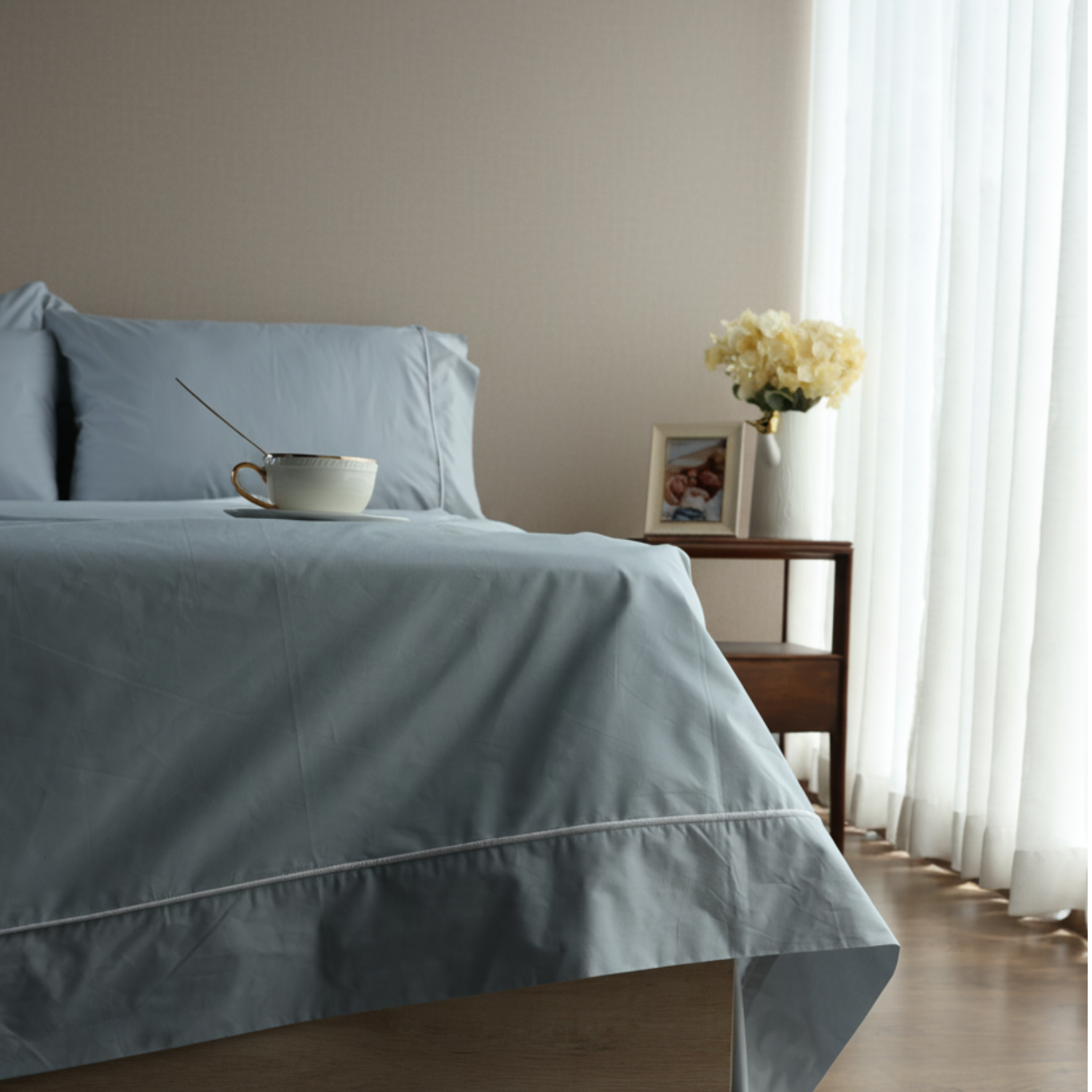 White Crisp Cool Percale Piped Duvet Set